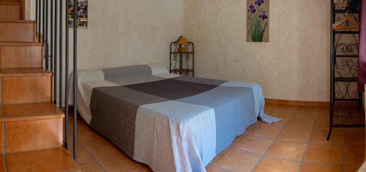 Bed and Breakfast Le Mas Du Chat Cavaillon Exteriér fotografie
