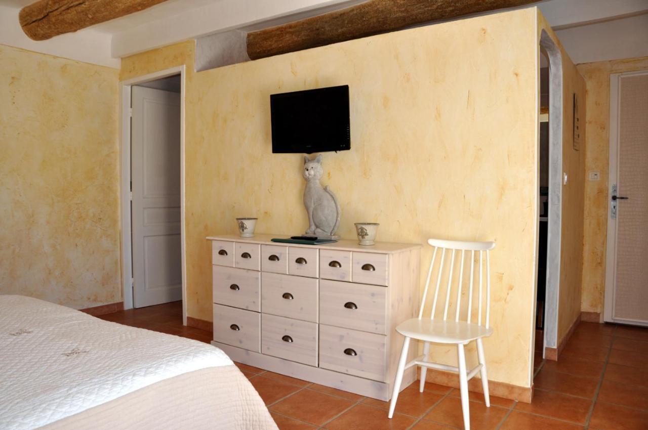 Bed and Breakfast Le Mas Du Chat Cavaillon Exteriér fotografie